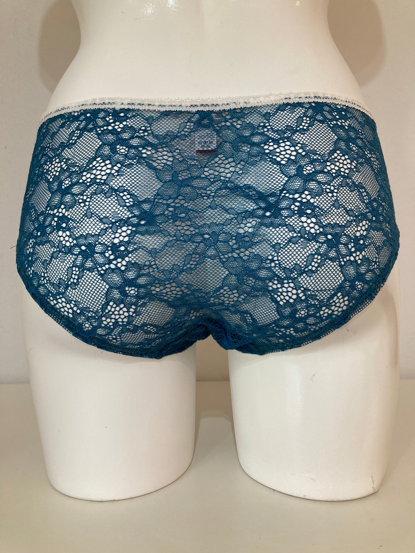 Irish Hipster mini brief 🚚