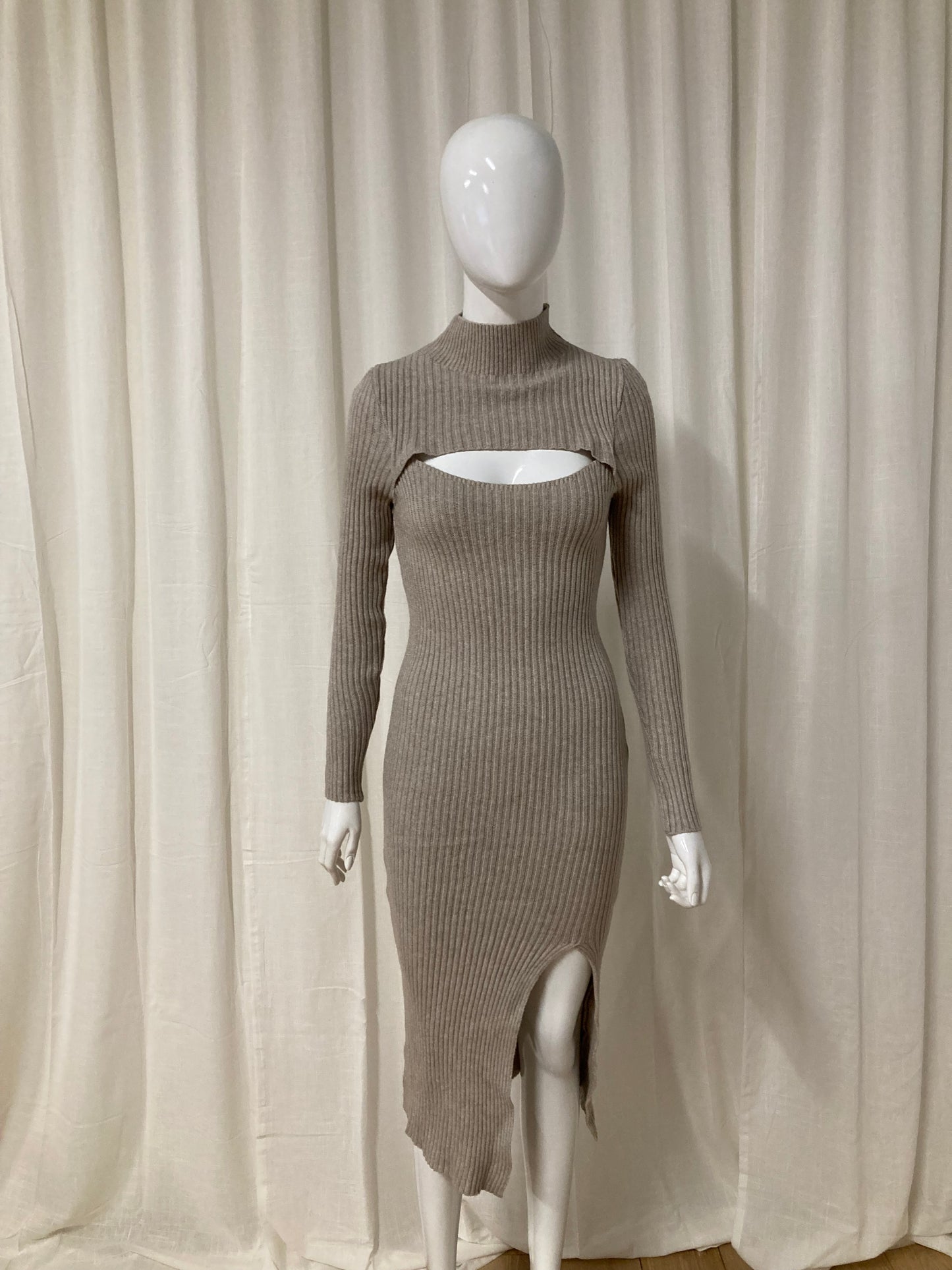 Knit dress beige