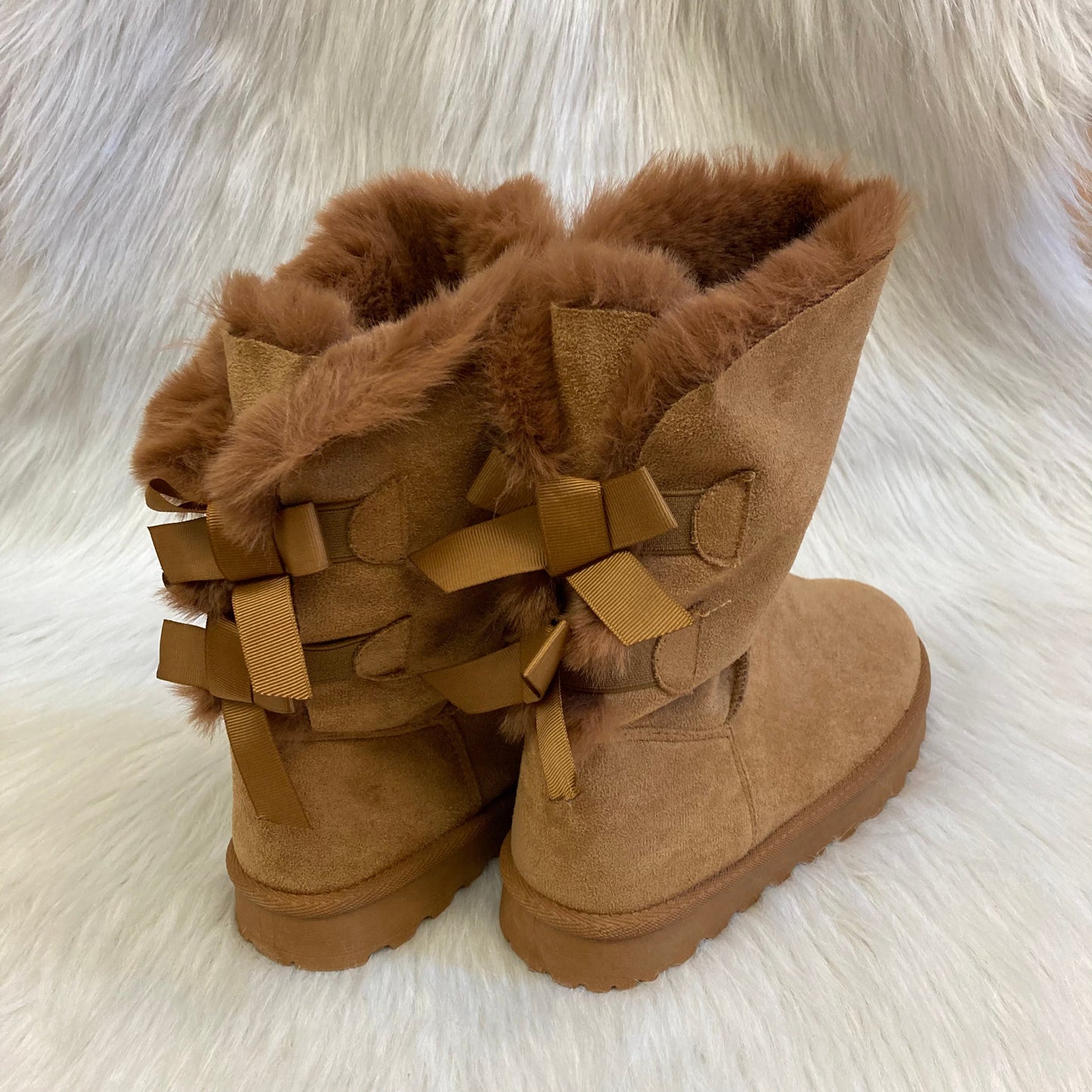 Camel fur-lined suede ankle boot