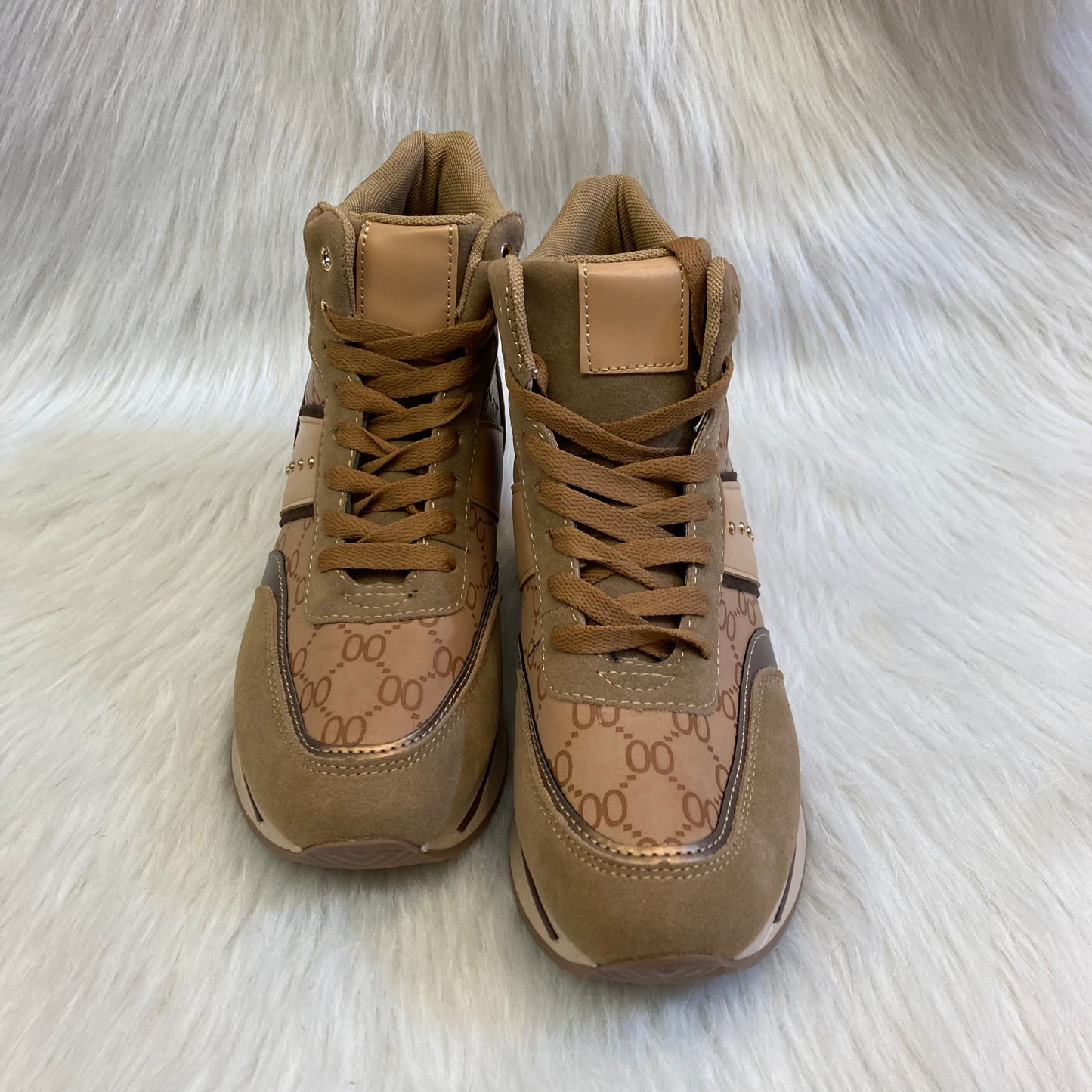 Camel wedge high-top trainer with pattern inspired