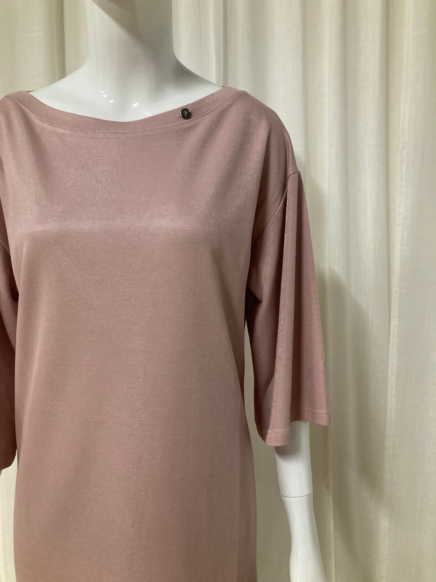 T-shirt dress with shiny coating Pink