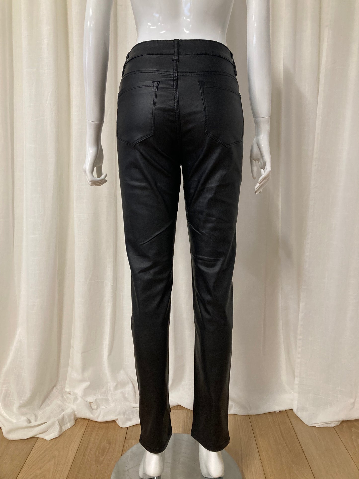 Black leader pants 1208-1