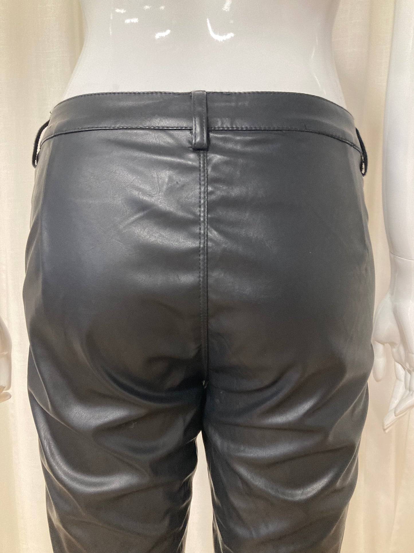 Black leader pants 060