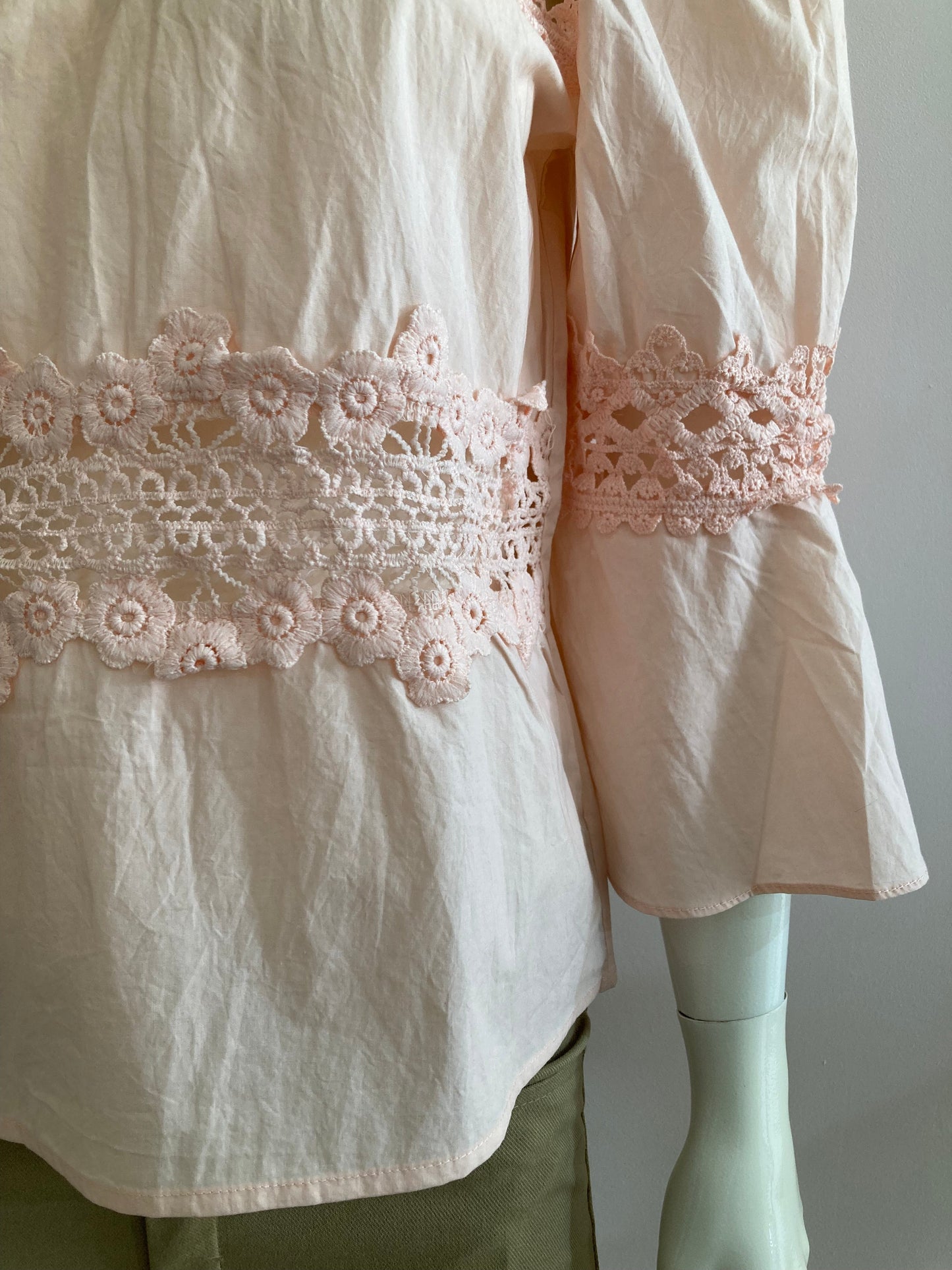 Pink hooked blouse top