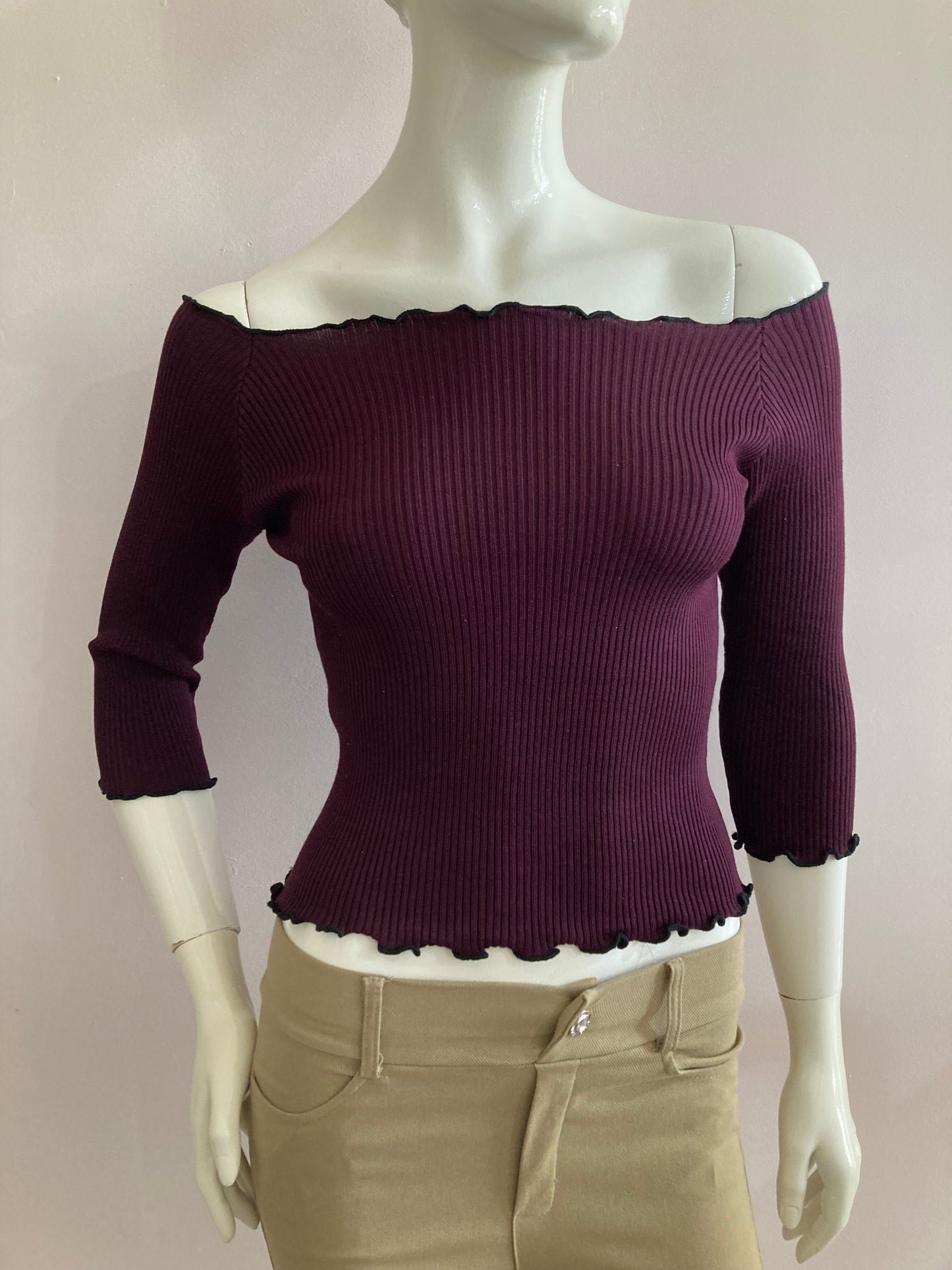 Burgundy ribbed knit boat neck crop top