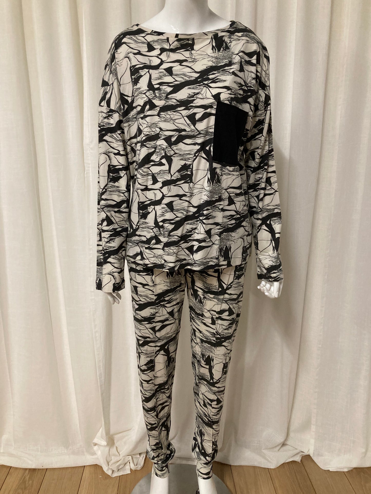 Pyjama white/black 212-5