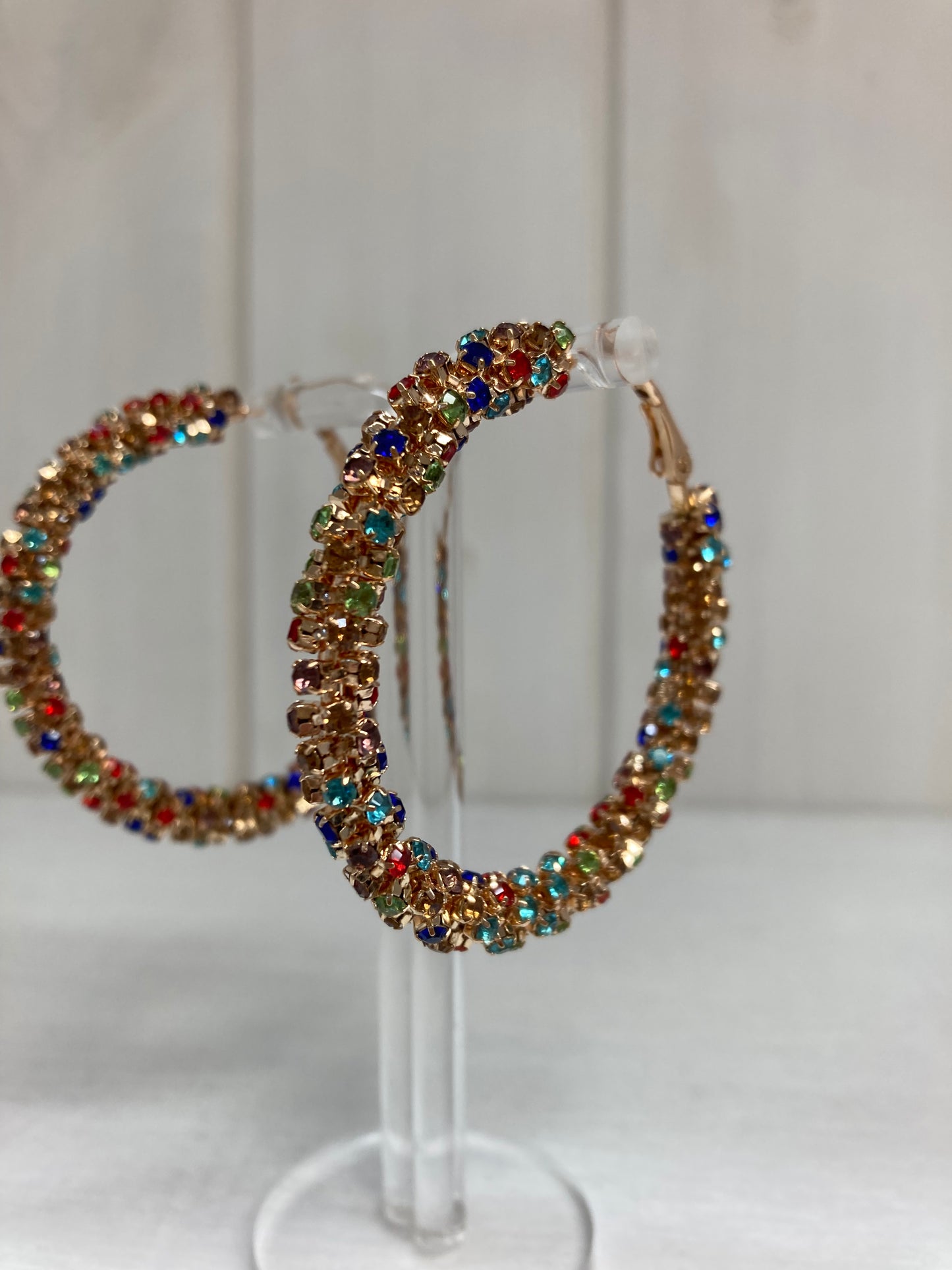 Oorring met strassteentjes multicolor