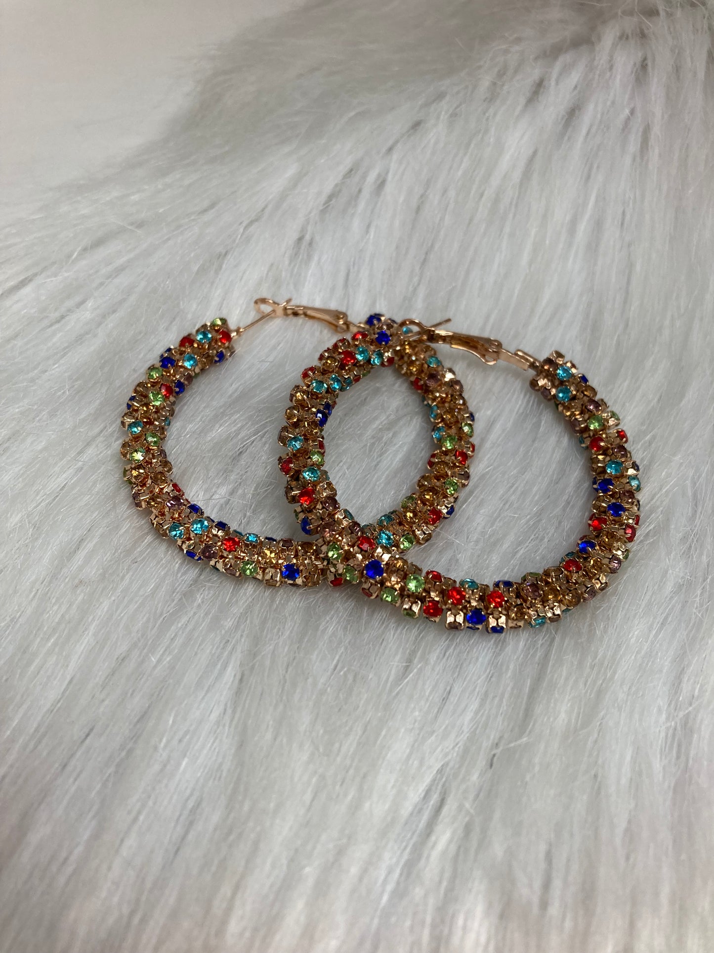 Oorring met strassteentjes multicolor