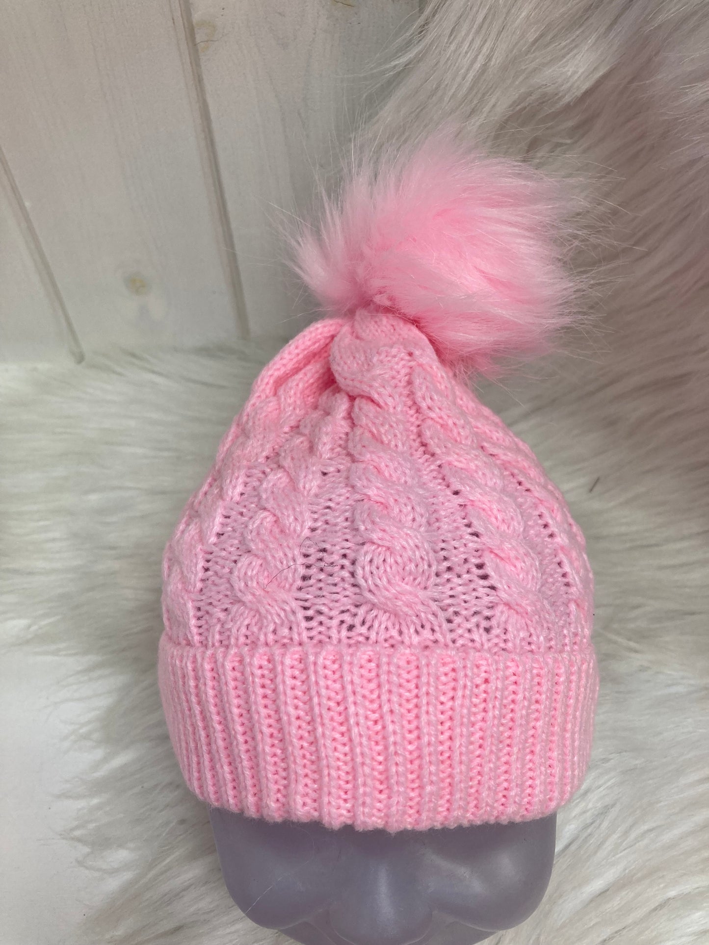 Casual babymuts lichtroze enkele pompom lichtroze