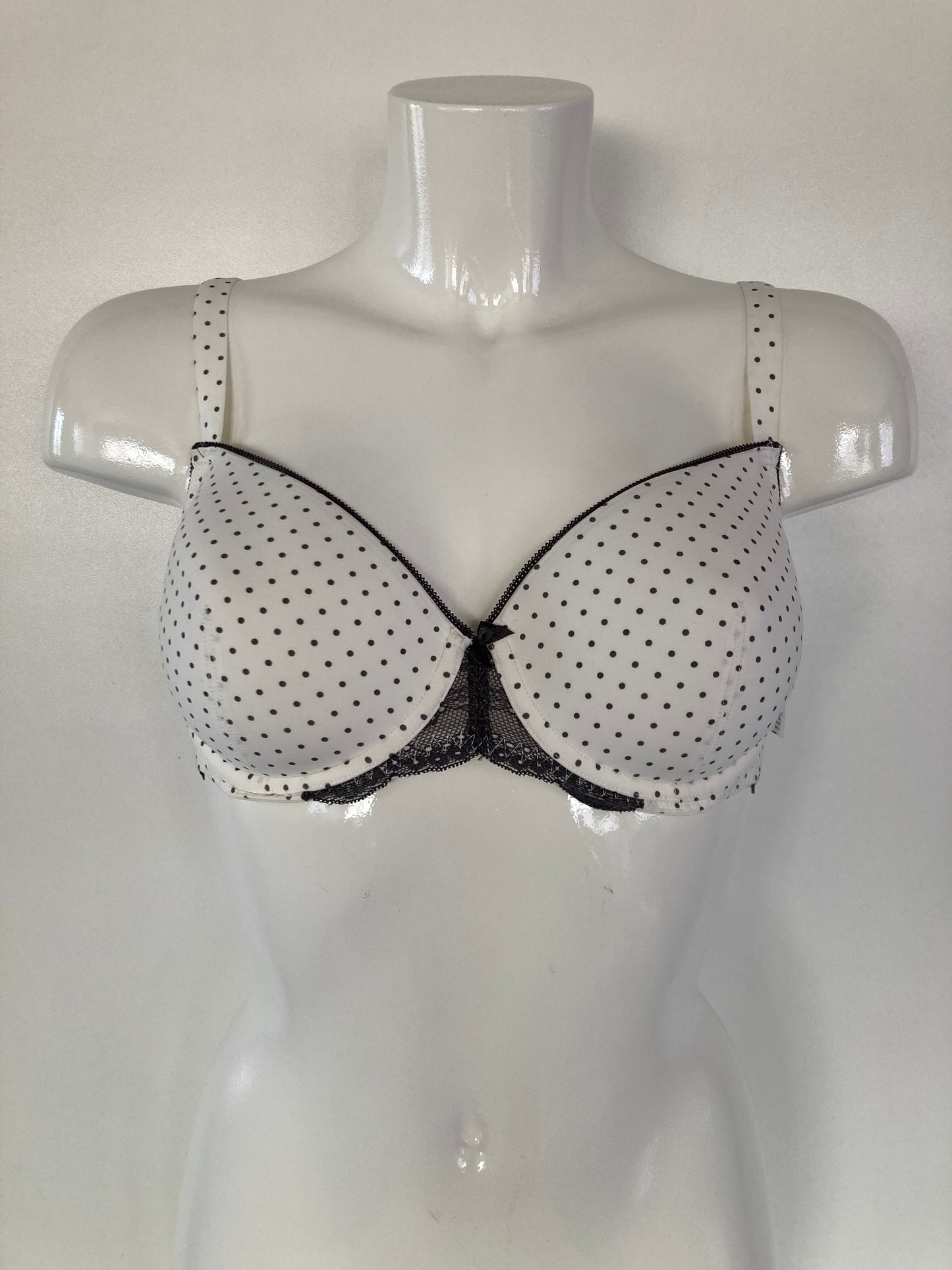 Hazel padded bra 🚚