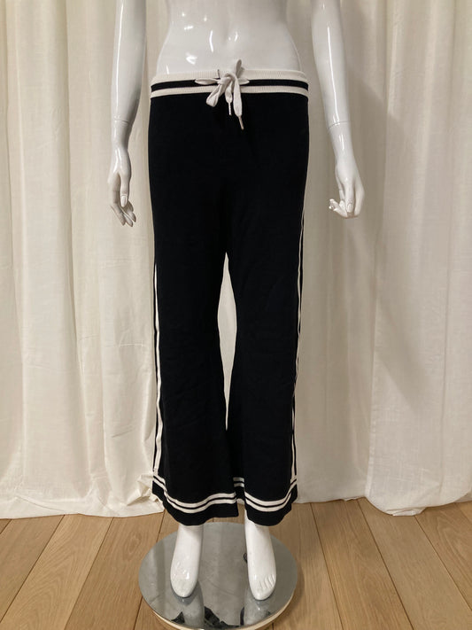 Very flared jogging-style Noir palazzo with bands