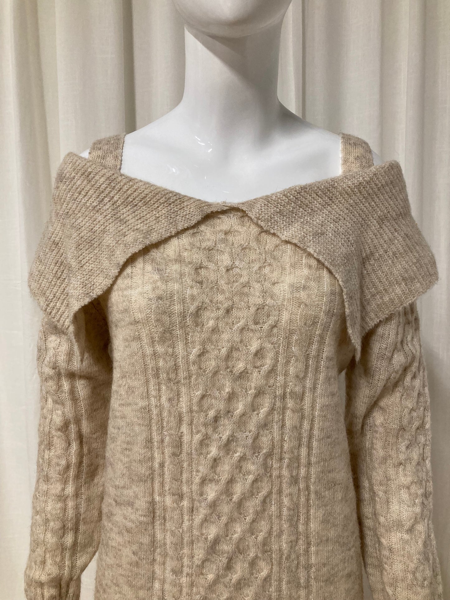 Cable knit sweater dress Beige