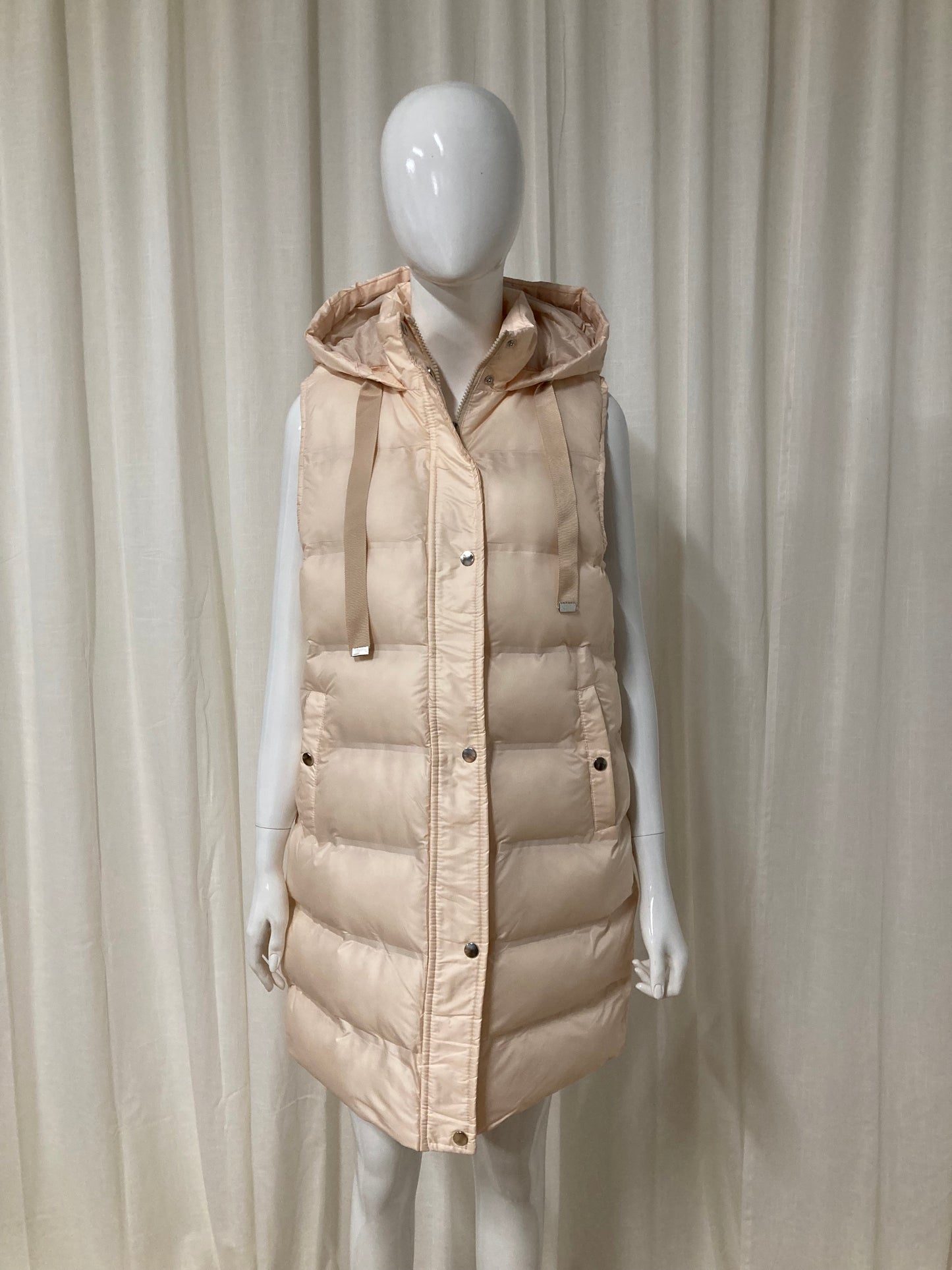 Sleeveless puffer jacket with hood beige