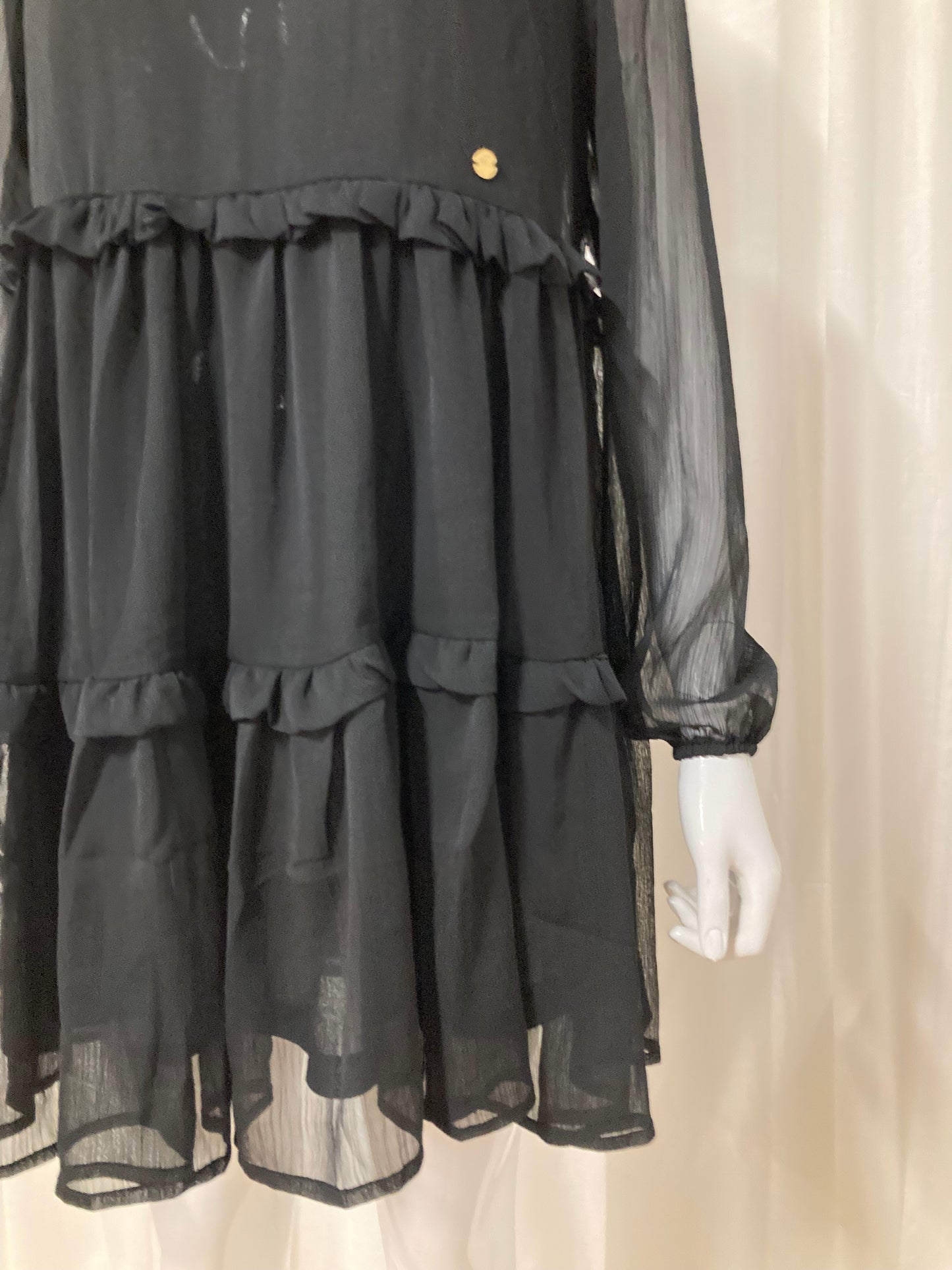 Ruffle chiffon dress Black