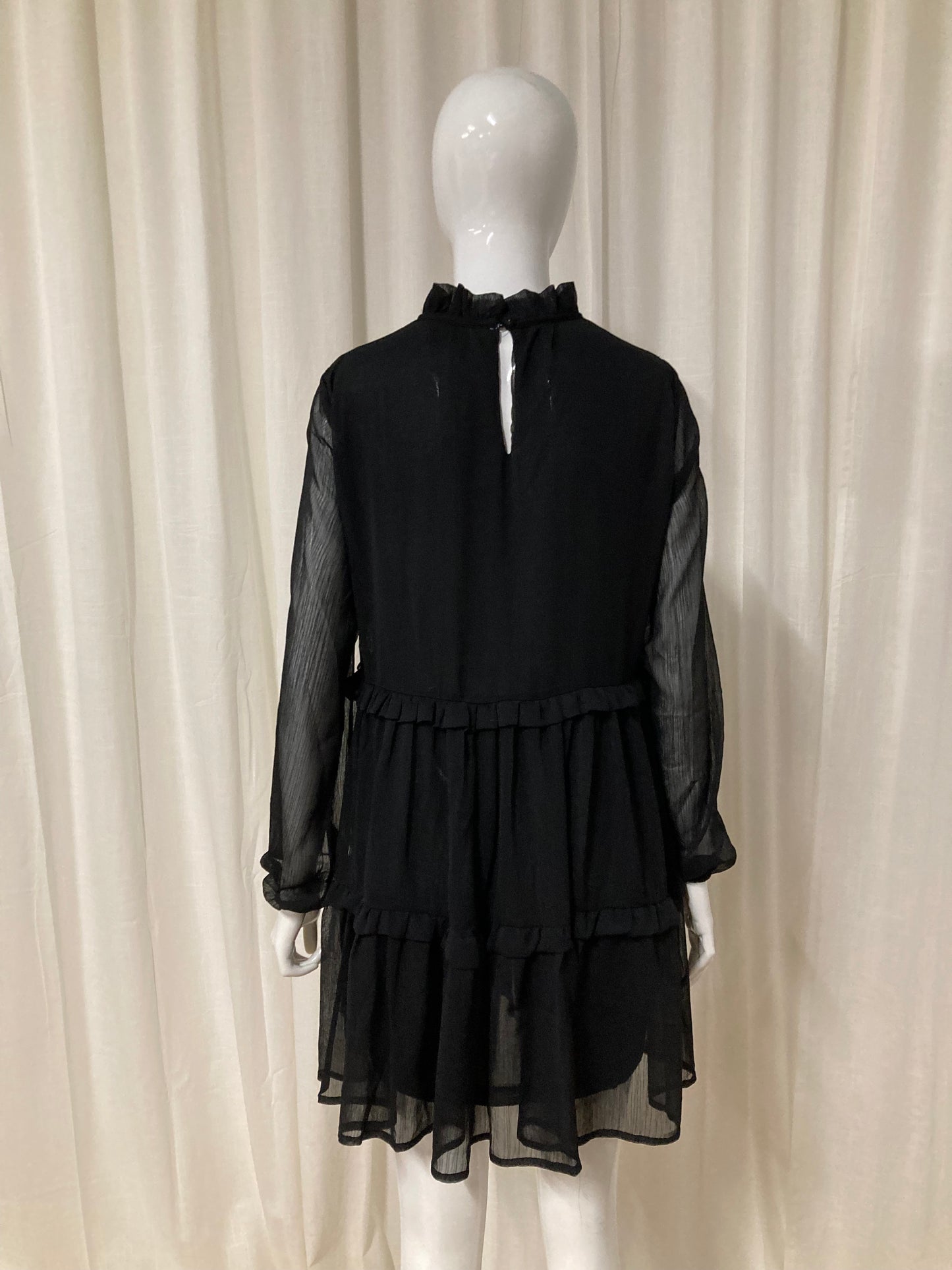 Ruffle chiffon dress Black