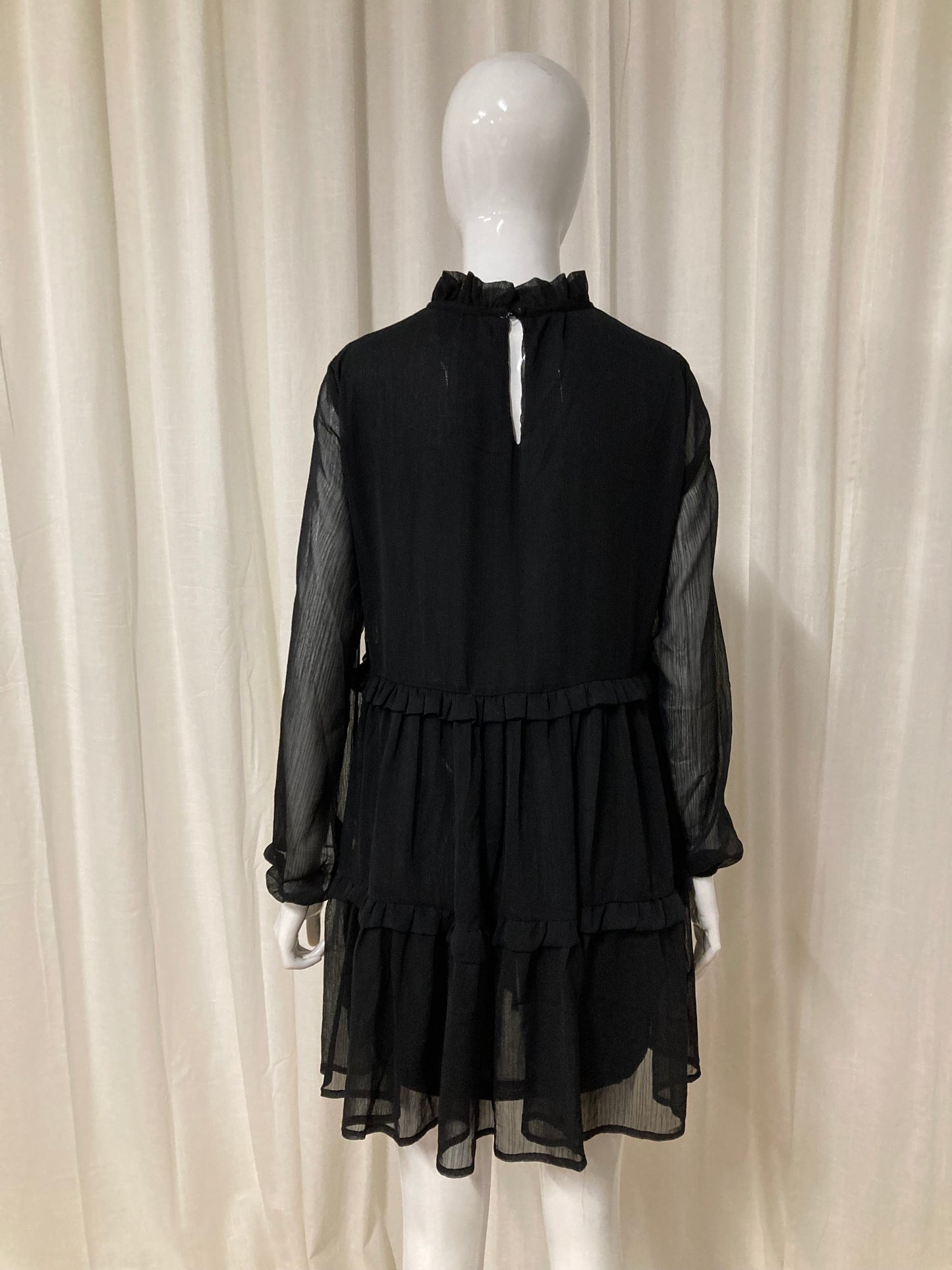 Ruffle chiffon dress Black