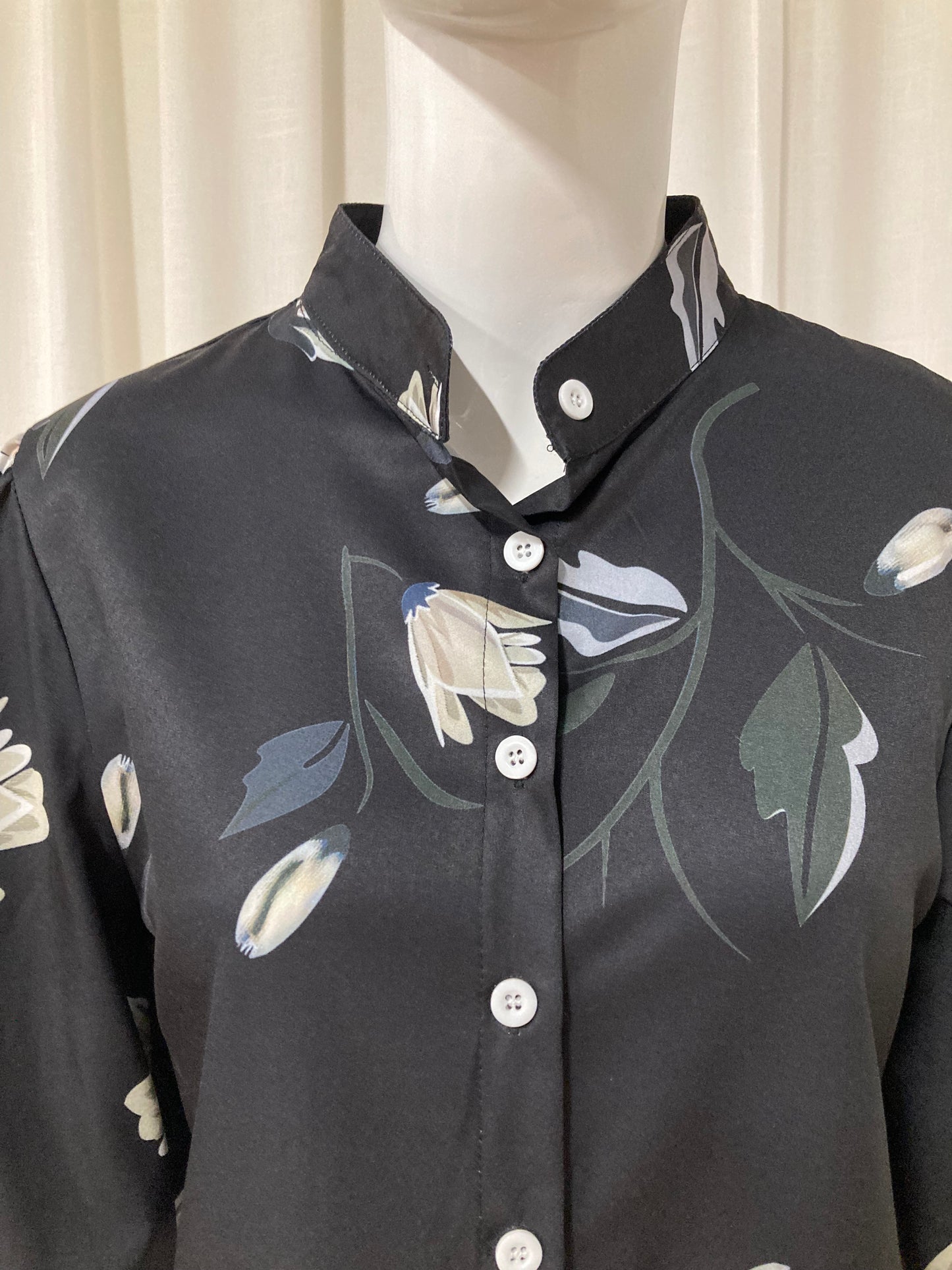 Blouse black leaf