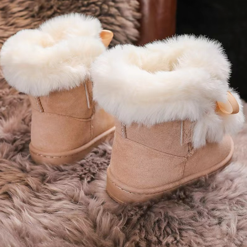 Snow boots beige