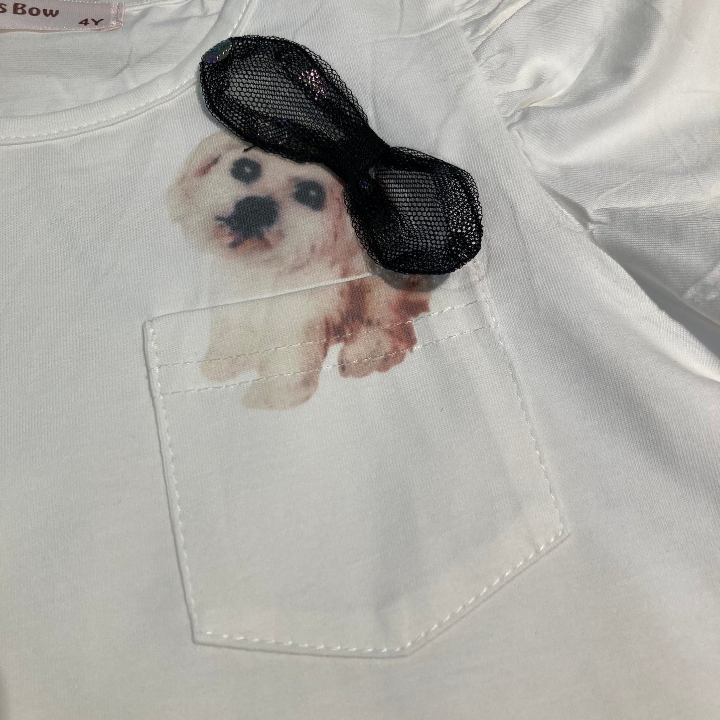 T-shirt puppy zwarte strik